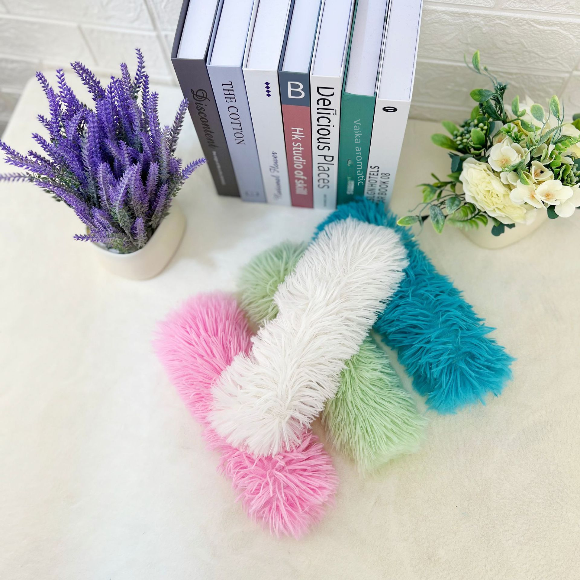 猫 おもちゃ ふわふわもこもこ抱き枕型　猫じゃらし