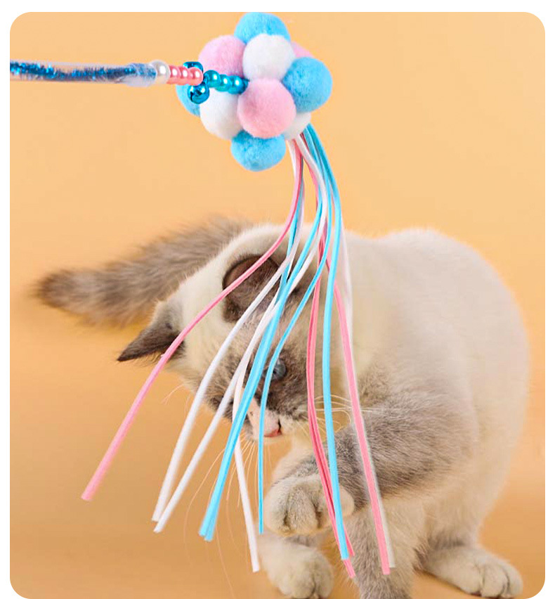 猫 おもちゃ ふわふわ鈴付き毛糸玉リボン 猫じゃらし