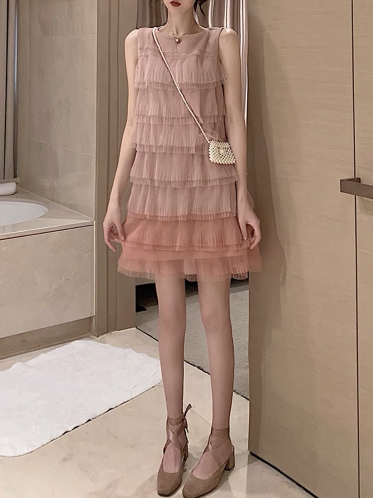 結婚式お呼ばれドレス 涼やかなノースリーブ 透け感あるティアードワンピースドレス