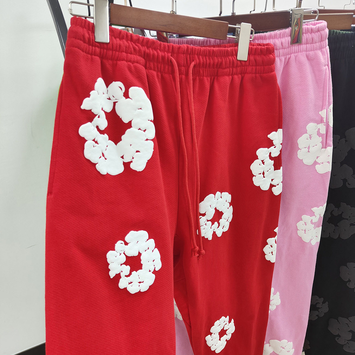 柄 パンツ 花輪モチーフスウェットパンツ