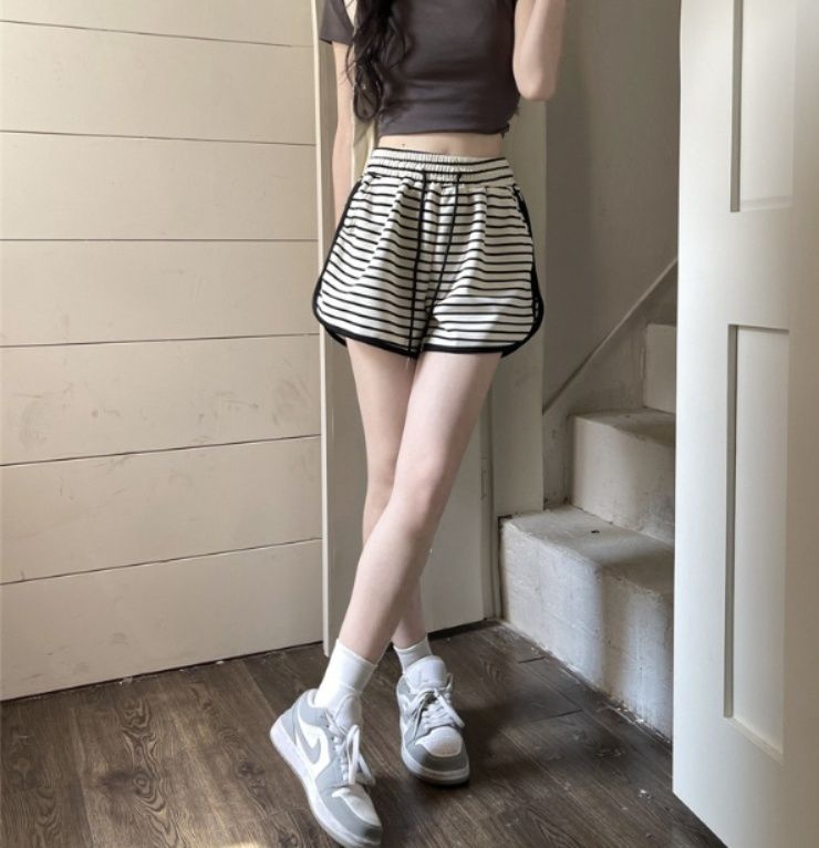 https://fulmo-img-server.com/patternplay/1785461122649_vi5n52jj_cvi2aife.jpeg
