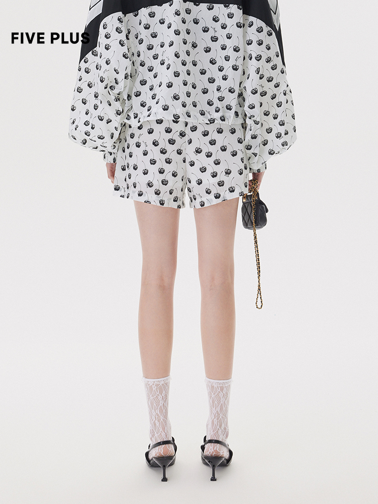 柄 パンツ 果実モチーフ ゆったりショートパンツ