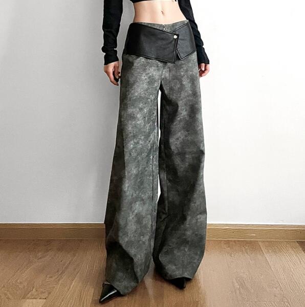 柄 パンツ 迷彩柄ハイウェストワイドパンツ合成革