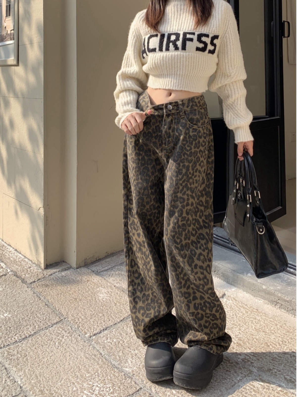 柄 パンツ 野性味あふれるワイドシルエット