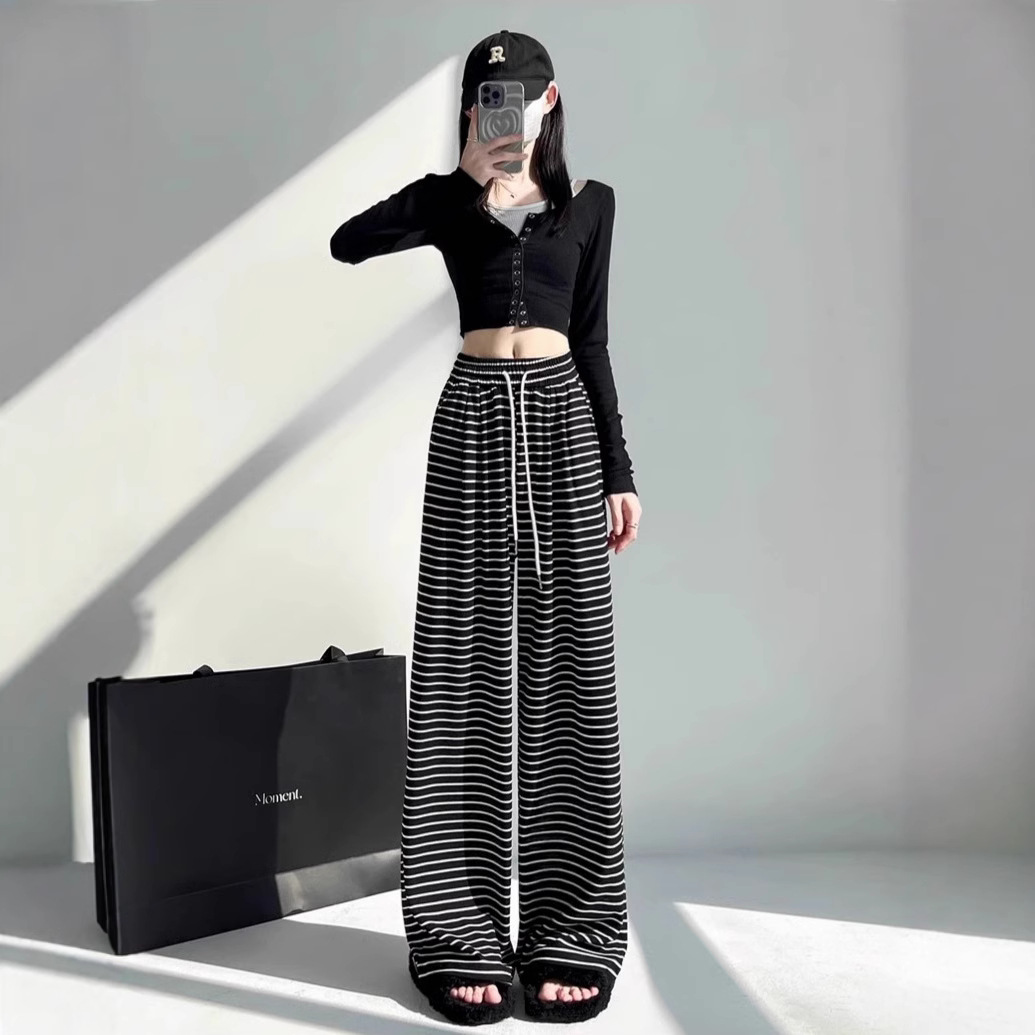 https://fulmo-img-server.com/patternplay/86b92082-2af7-4b23-a11a-74404bbfb94a.jpg