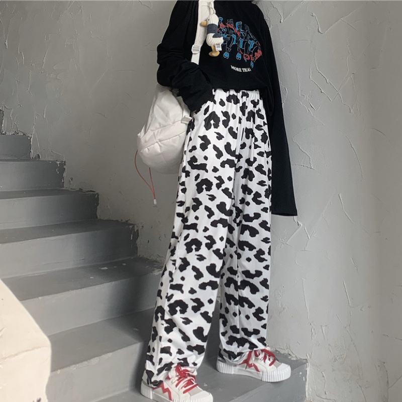 柄 パンツ 野性的な牛柄ワイドパンツ