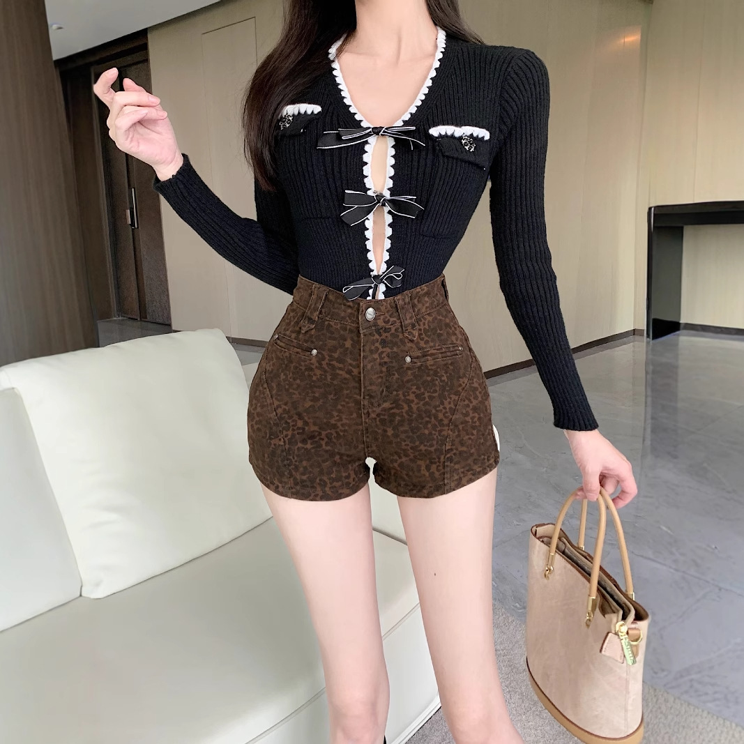 https://fulmo-img-server.com/patternplay/eb1df38d-799b-4967-b300-a62d1c677eb0.jpg