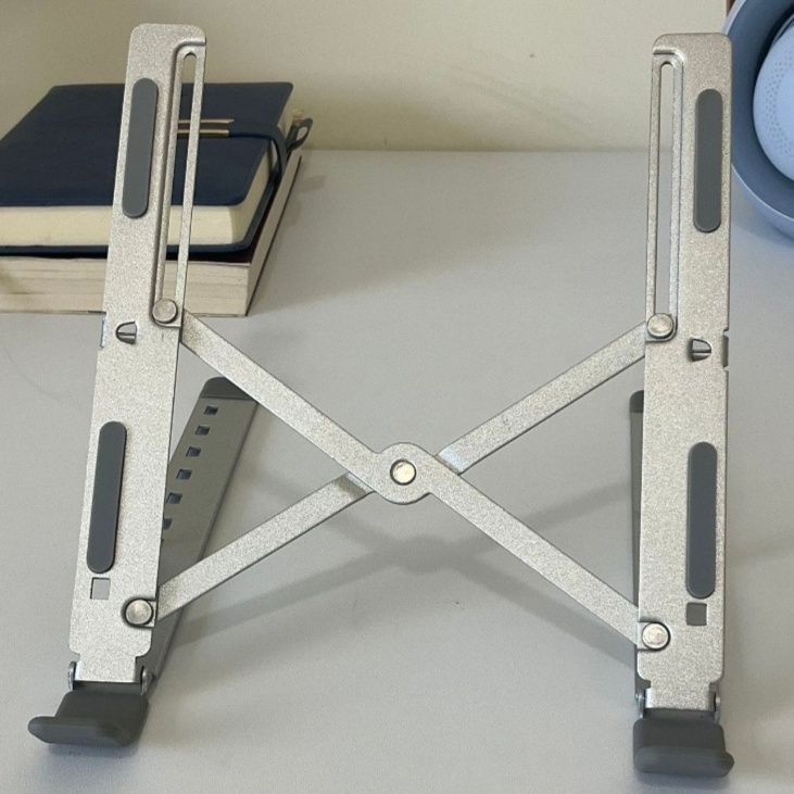 パソコンスタンド 折りたたみ式 超軽量 頑丈スタンド