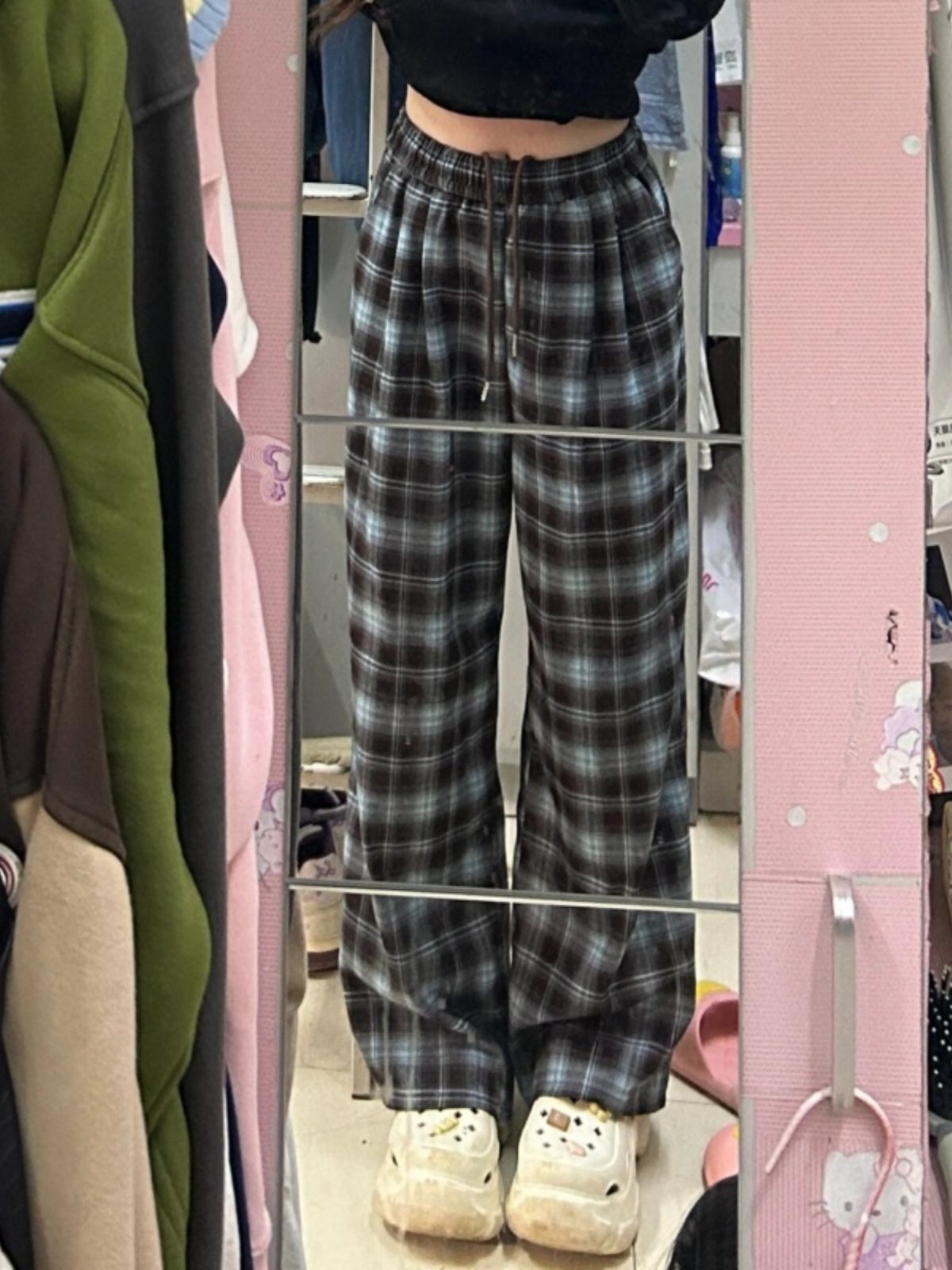 チェックパンツ モダンチェック柄ストレートパンツ