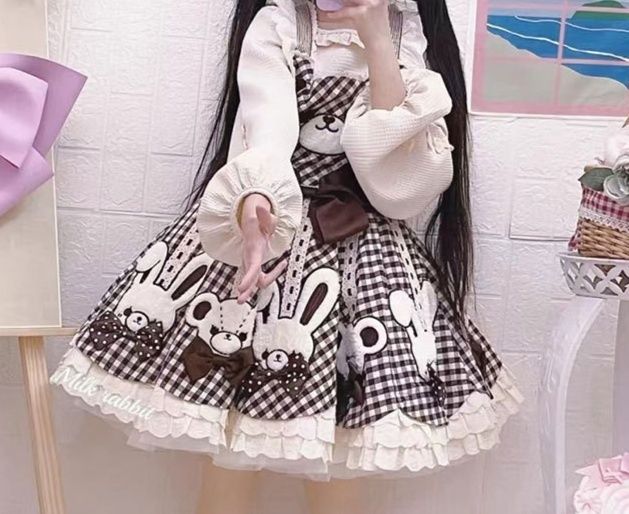 ふんわりと広がるシルエットが愛らしい ペチコートスカート