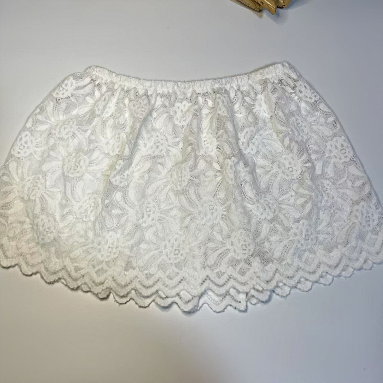 ペチコート 総レース花柄スカラップ裾ペチコート