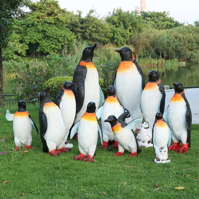 ペンギングッズ・ペンギンぬいぐるみ 本格仕上げキングペンギン親子の群れ置物