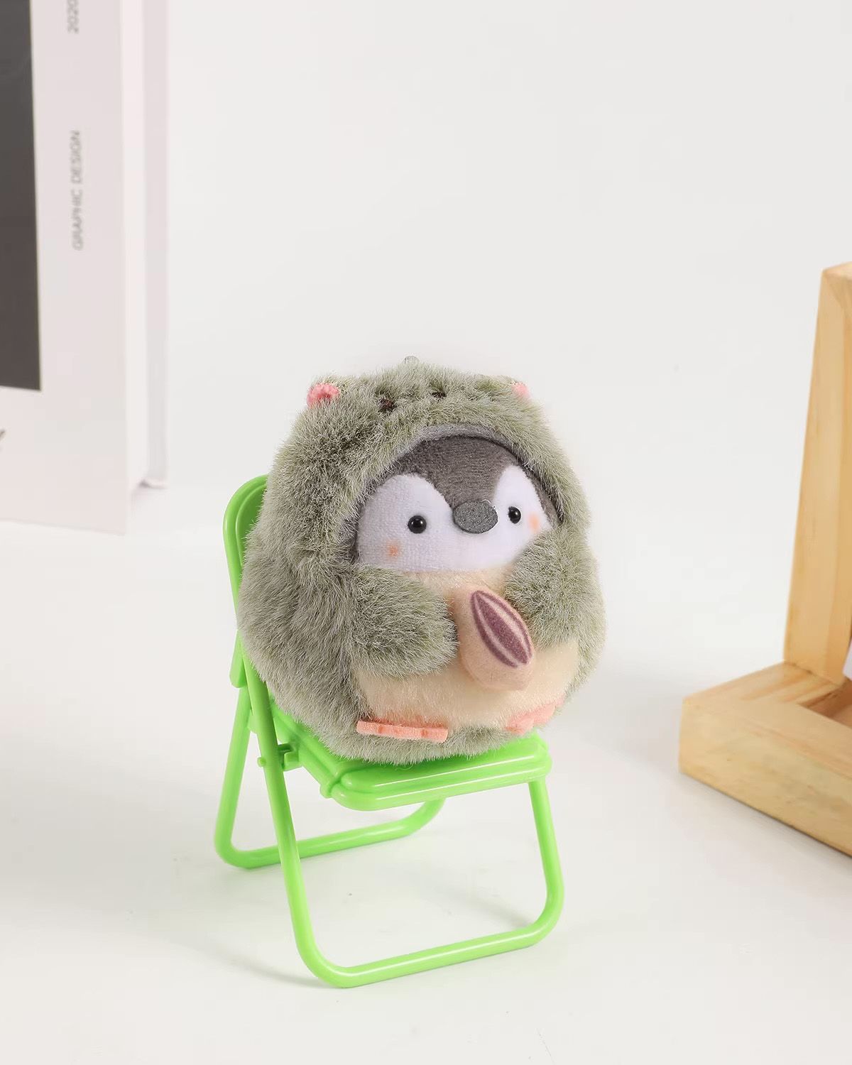 ペンギングッズ・ペンギンぬいぐるみ もこもこ着ぐるみペンギンぬいぐるみキーホルダー