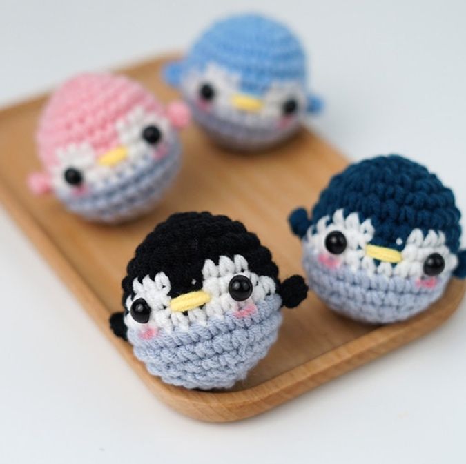 手編みころころペンギンぬいぐるみ