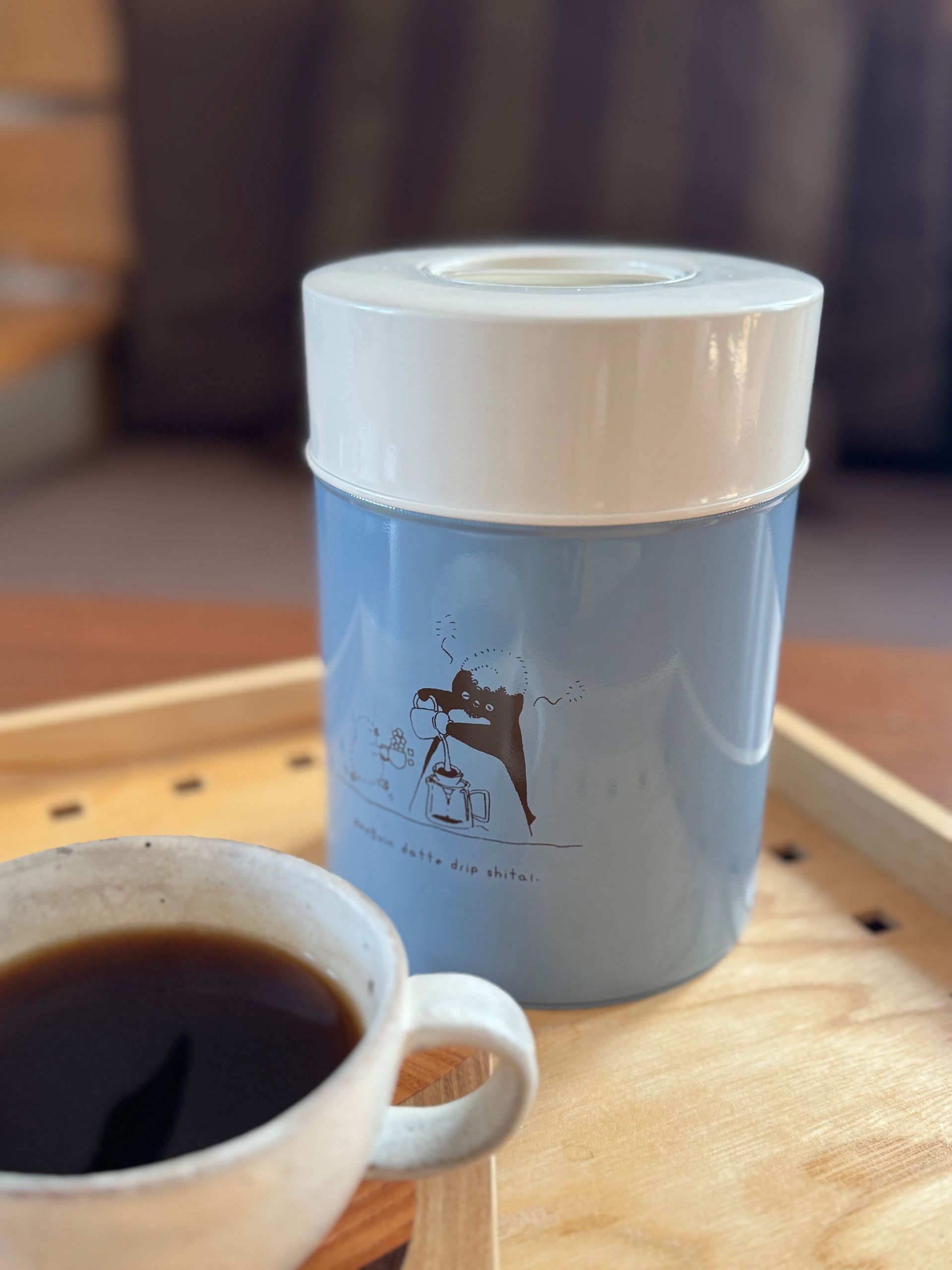 手しごとぺんぎん缶（筒・コーヒー）ブルー