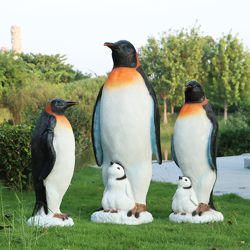ペンギングッズ・ペンギンぬいぐるみ 本格仕上げキングペンギン親子の群れ置物