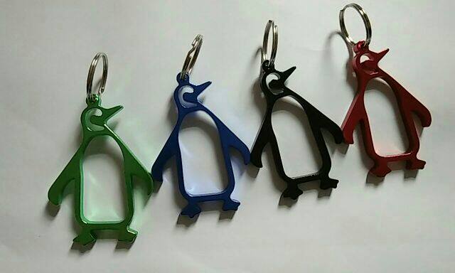 ペンギングッズ・ペンギンぬいぐるみ ペンギンシルエットメタルキーホルダー