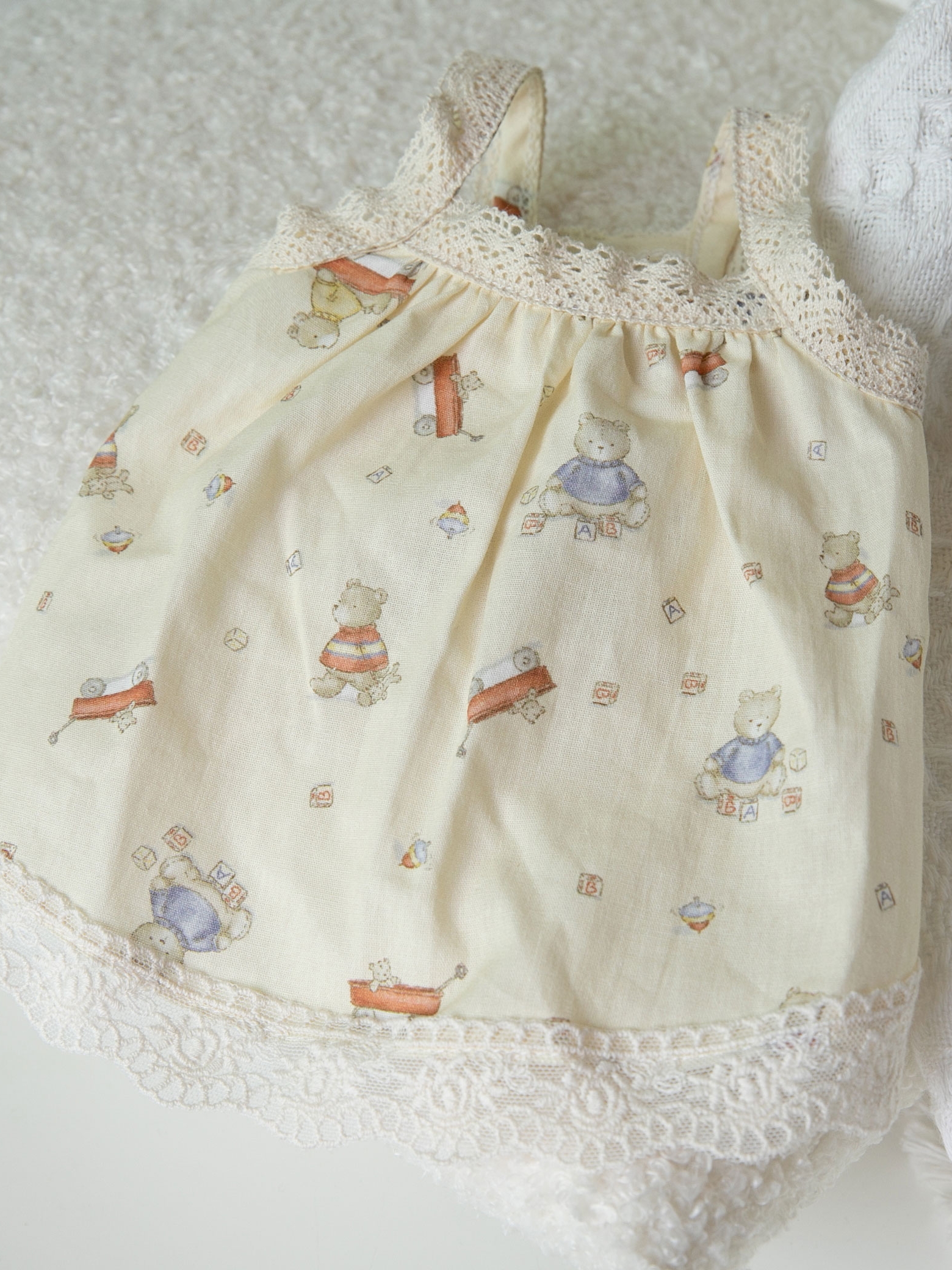 犬服 おやすみ小花レースパジャマ