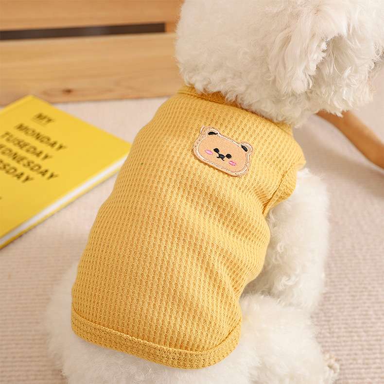 犬服  もこもこクマちゃん刺繍ニットベスト