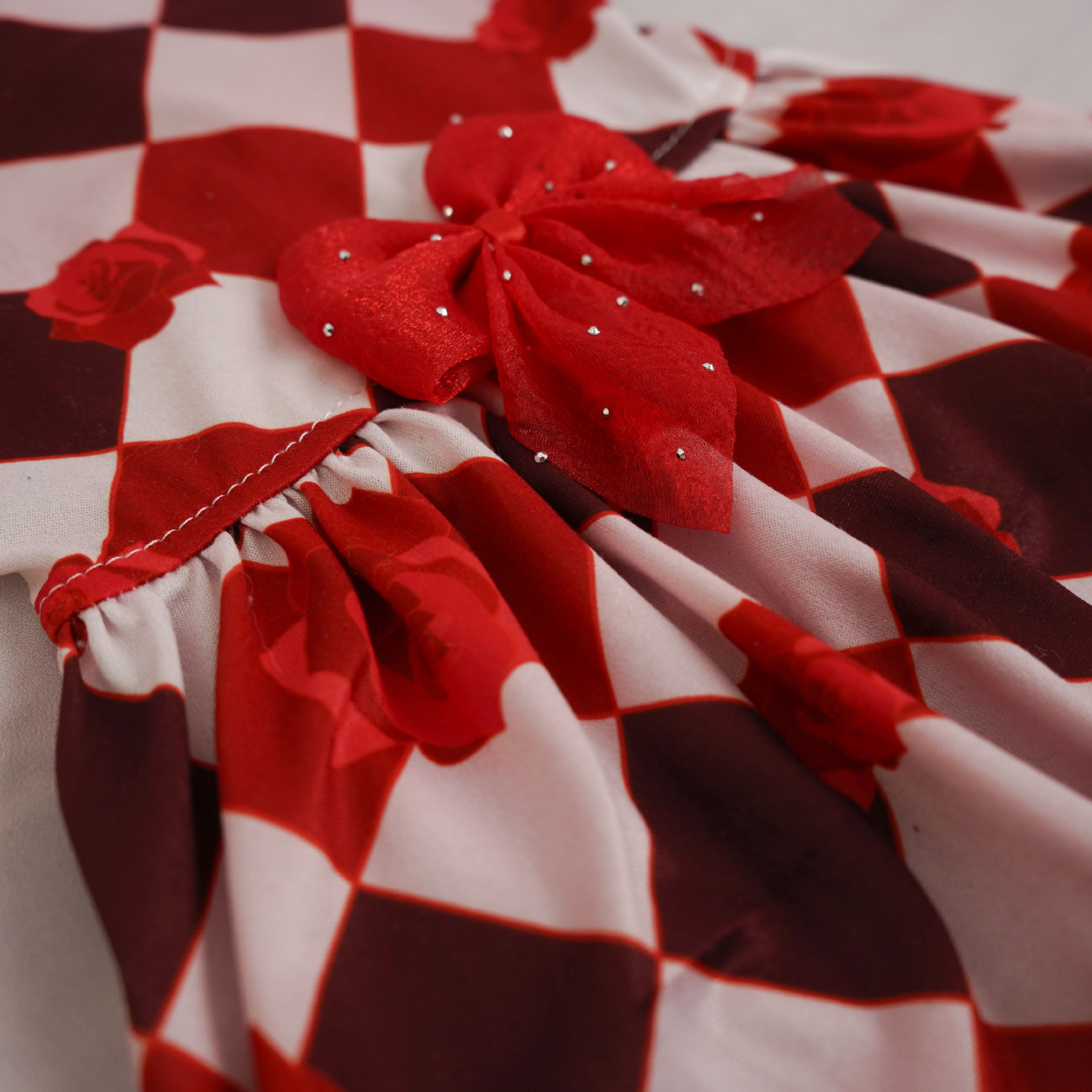 犬服 薔薇とリボンのアーガイル柄姫様ワンピース