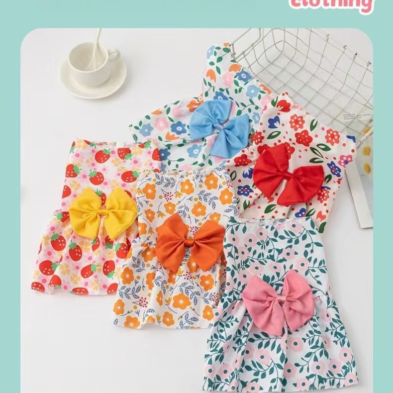 犬服 いちごと花柄の大きなリボン付き華やかドレス