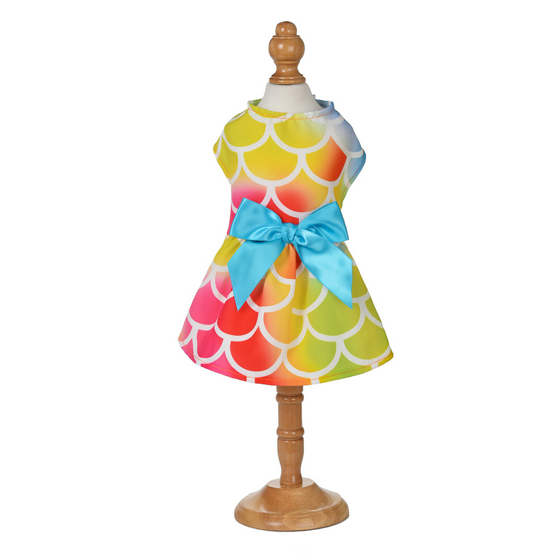 犬服 リボン付き襟元すっきり華やか裾広がりドレス