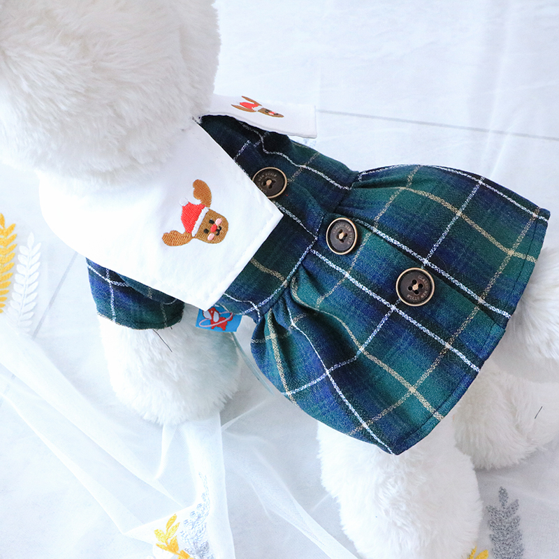 小熊刺繍入りチェック柄ワンピース風犬服