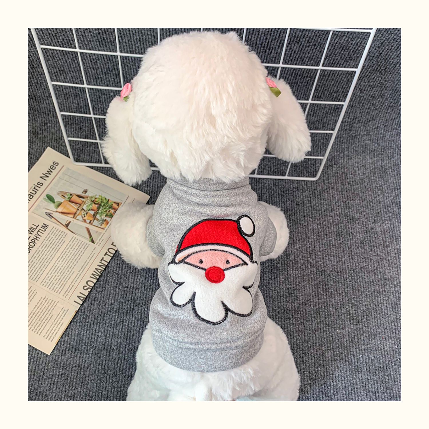 犬服 聖夜の贈り物サンタクロース刺繍パーカー