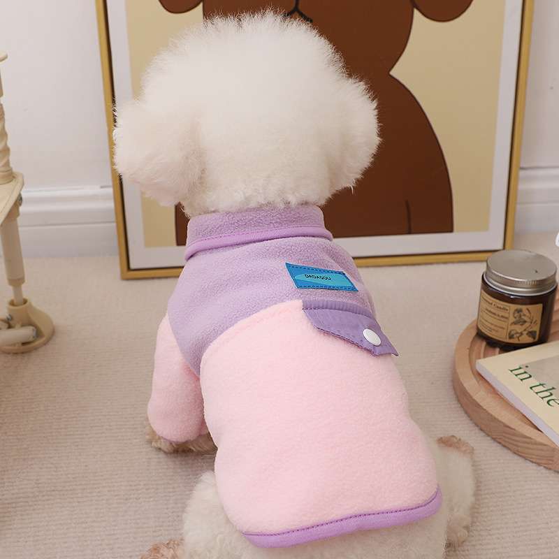 犬服  もこもこ生地のポケット付きペット用アウター