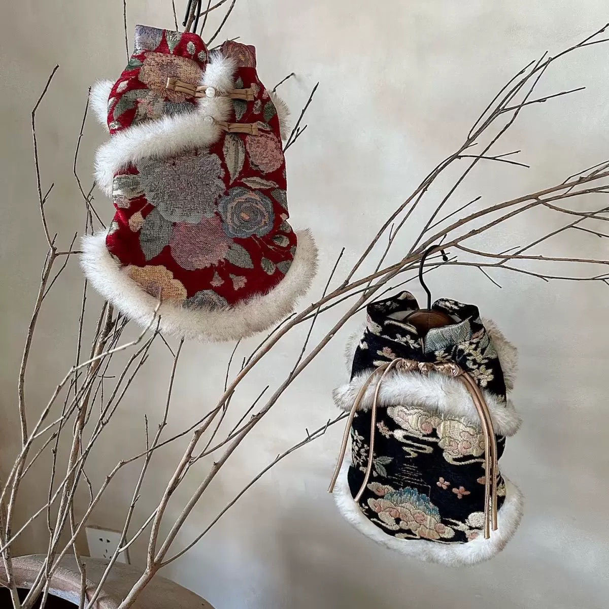 犬服 華やか花柄刺繍入り和風着物風ドレス