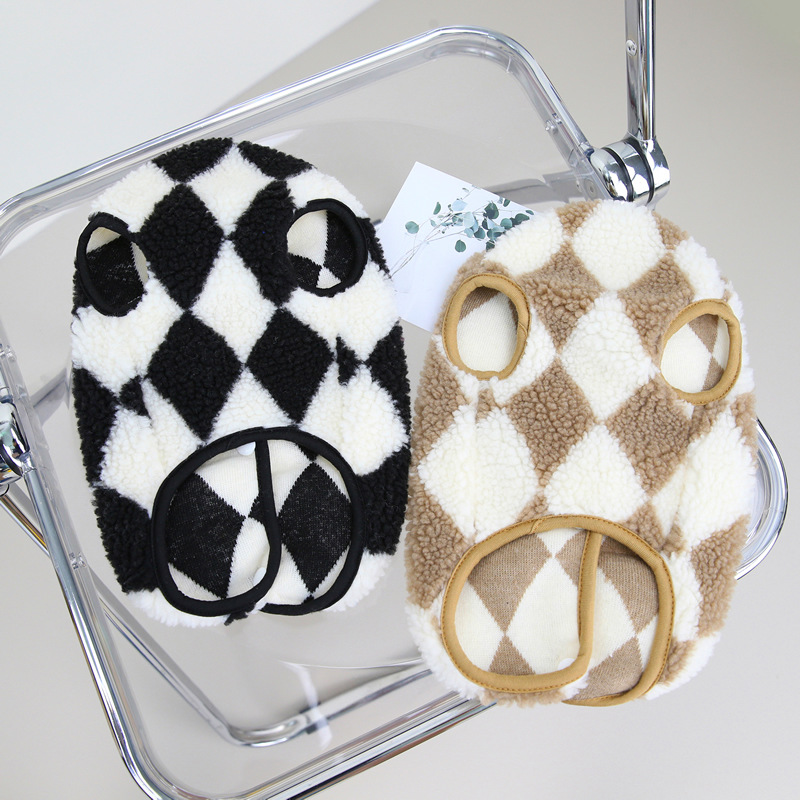 犬服 もこもこ菱形模様のファスナー付きトレーナー