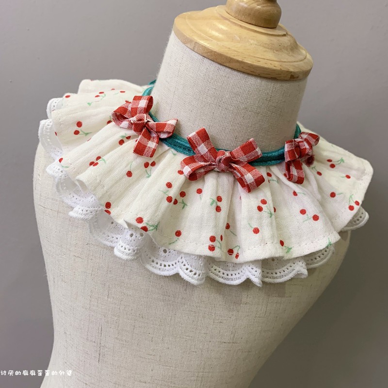 犬服 小花柄フリルつけ襟チェックリボン付き