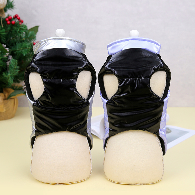 犬服 星型ワッペン付き中綿入りベスト