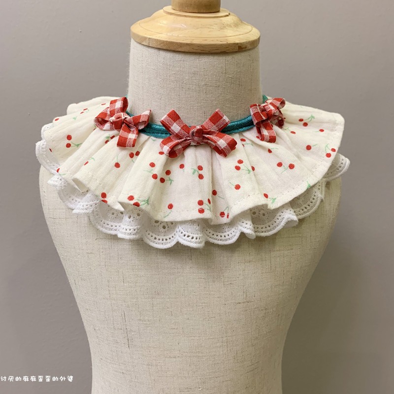 犬服 小花柄フリルつけ襟チェックリボン付き