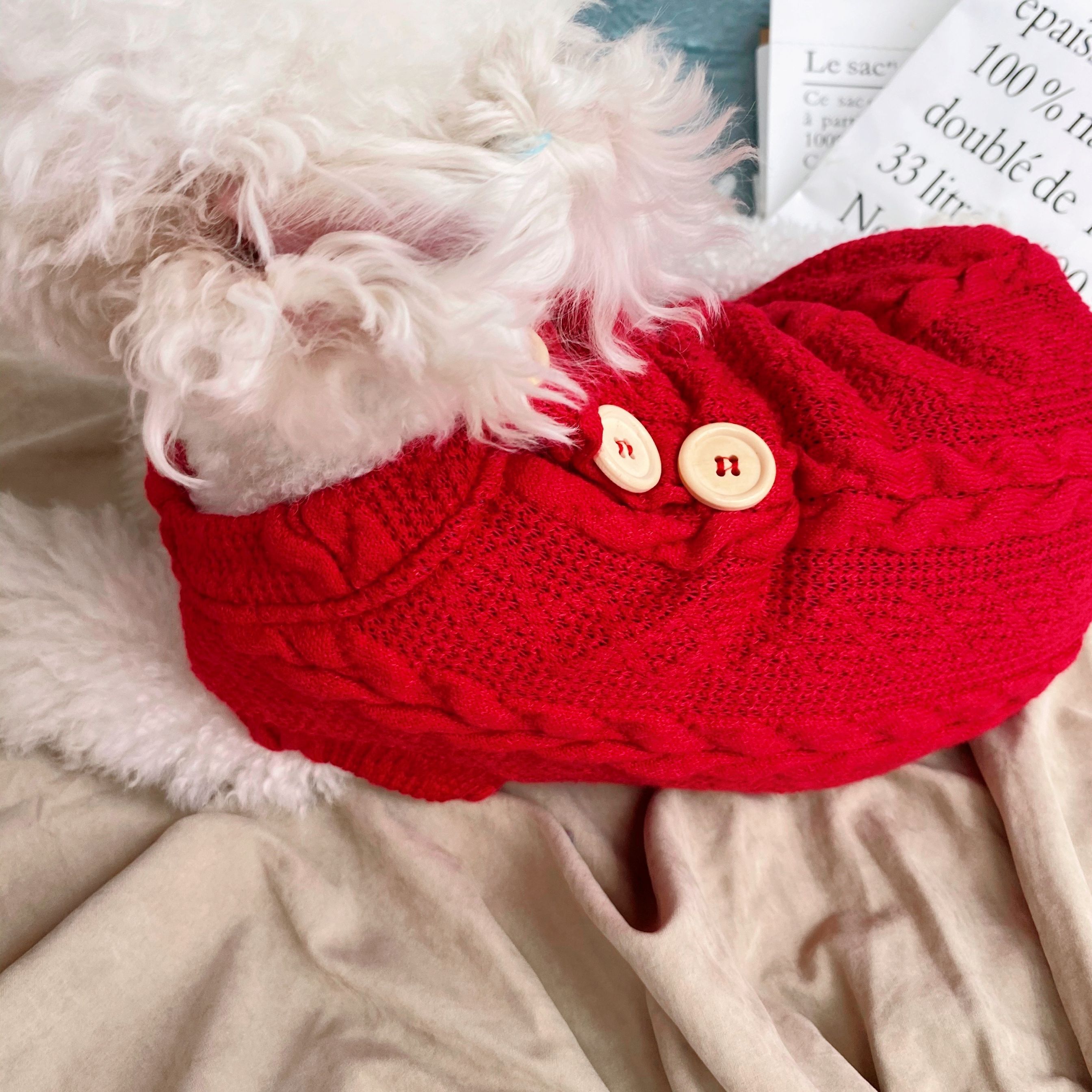 犬服 木製ボタン付きケーブル編みニットベスト