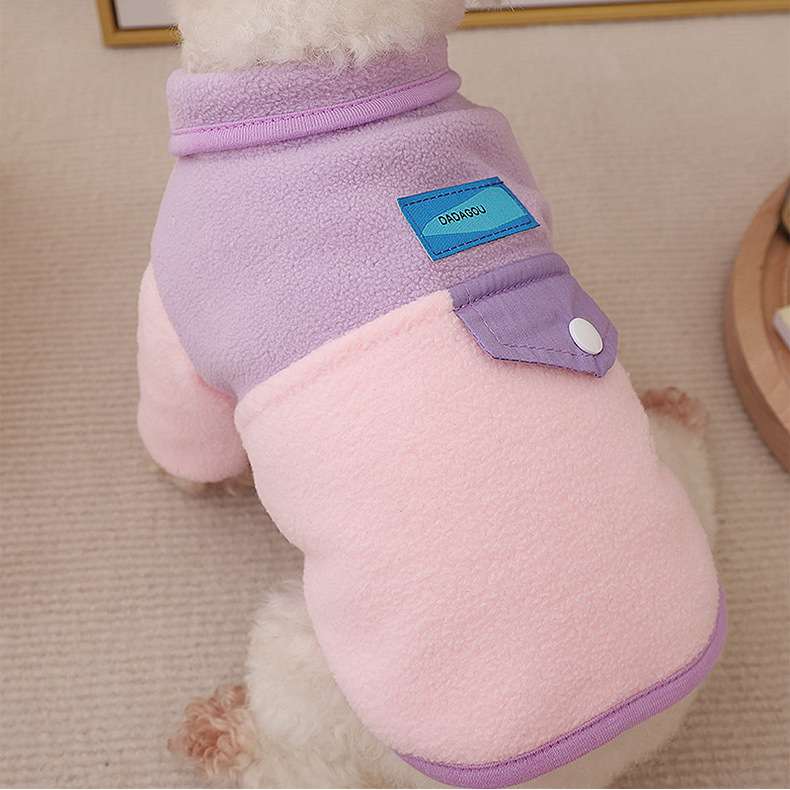 犬服  もこもこ生地のポケット付きペット用アウター