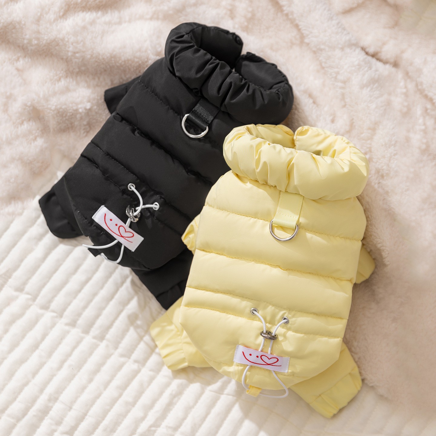 犬服 裾絞り紐付きボリュームダウンジャケット