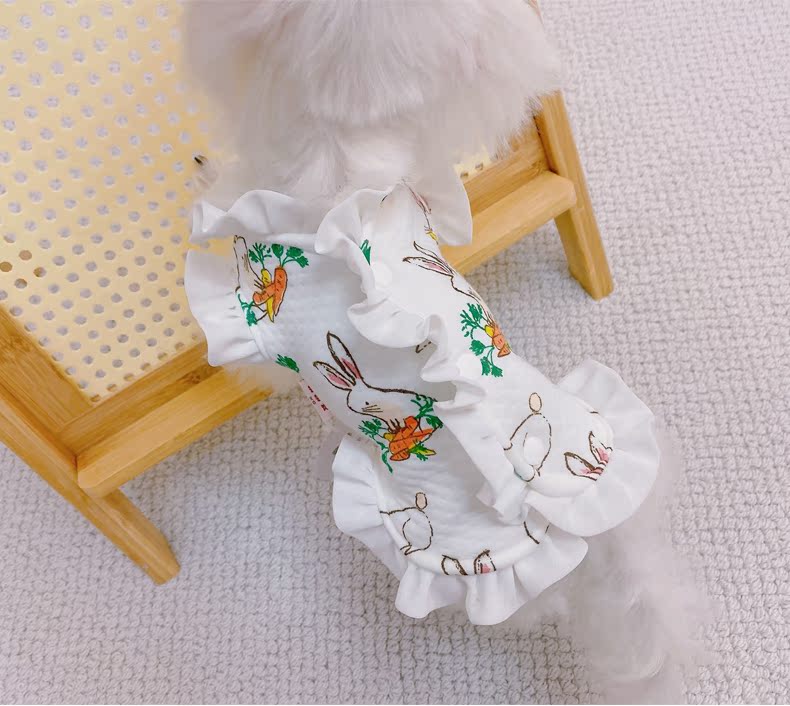 犬服 うさぎと人参刺繍の袖フリル付きワンピース