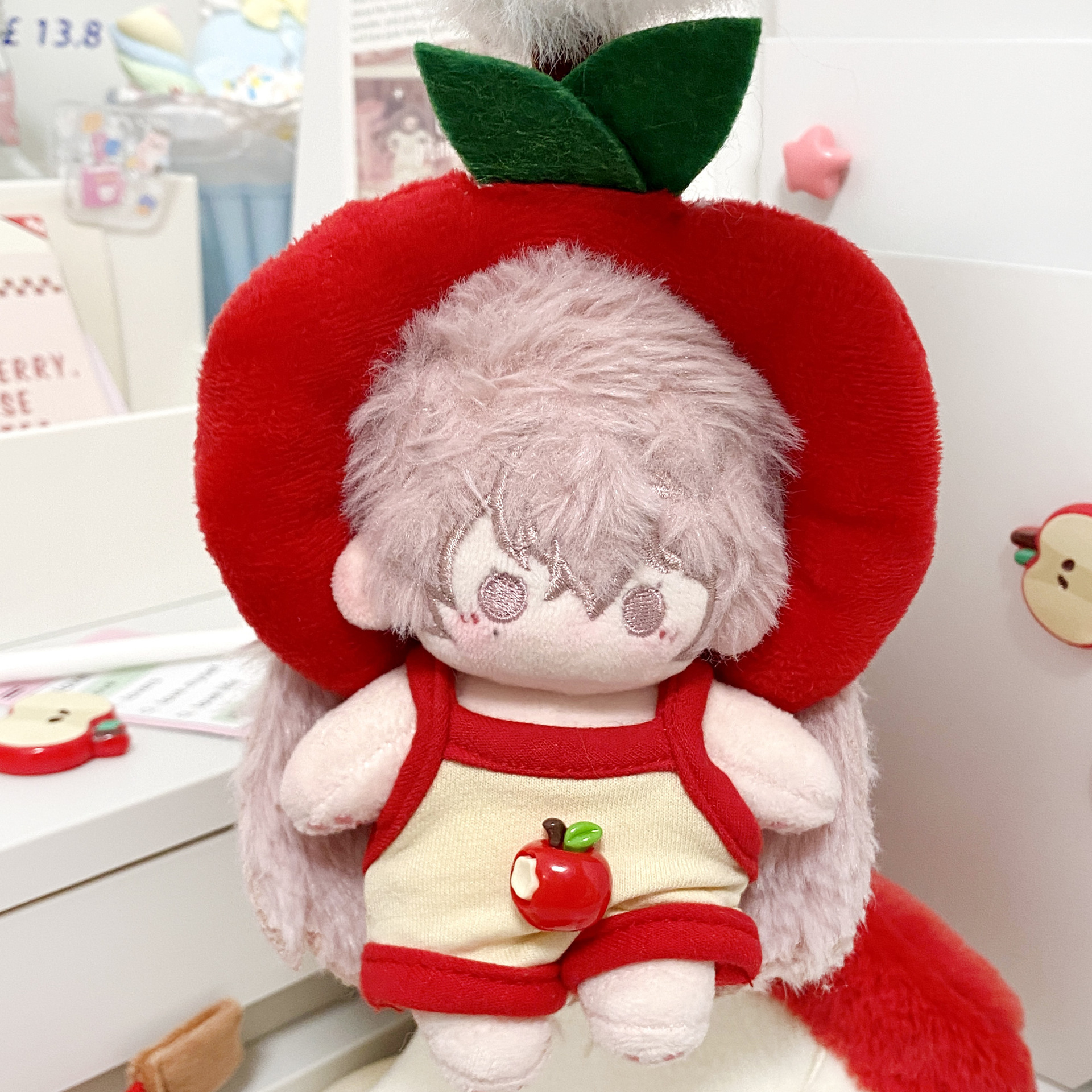 【10cm】ぬいぐるみ服 まるごとりんごにサロペット