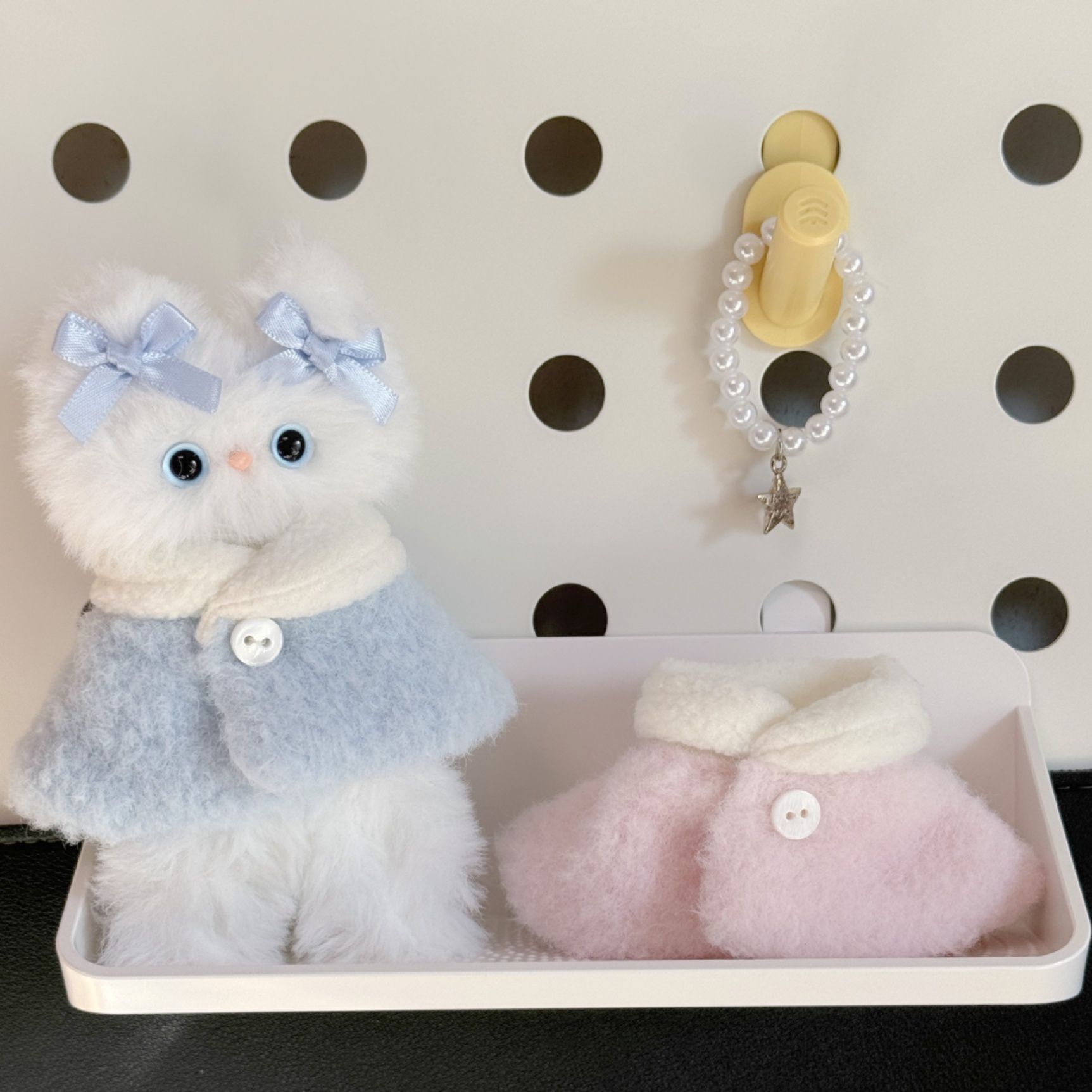 【10cm】ぬいぐるみ服 ふわもこ襟付きケープ　ピンク・ブルー