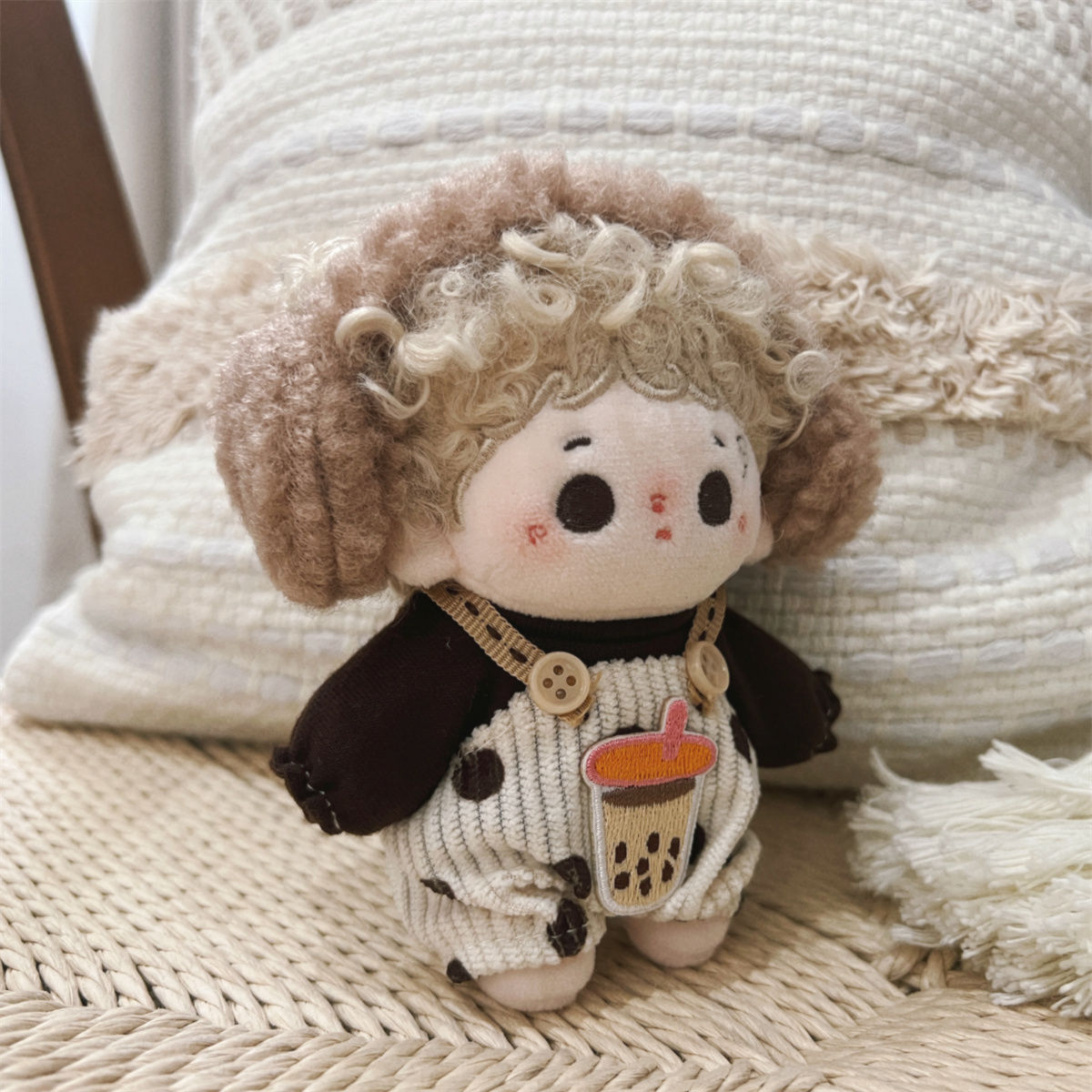 【10cm】ぬいぐるみ服　耳当て付きドット柄コーデュロイサロペット