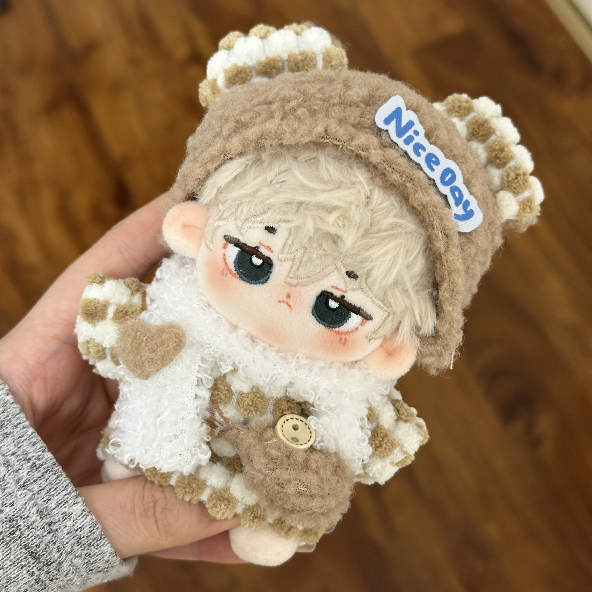 【10cm】ぬいぐるみ服 くま耳チェックボアセットアップ