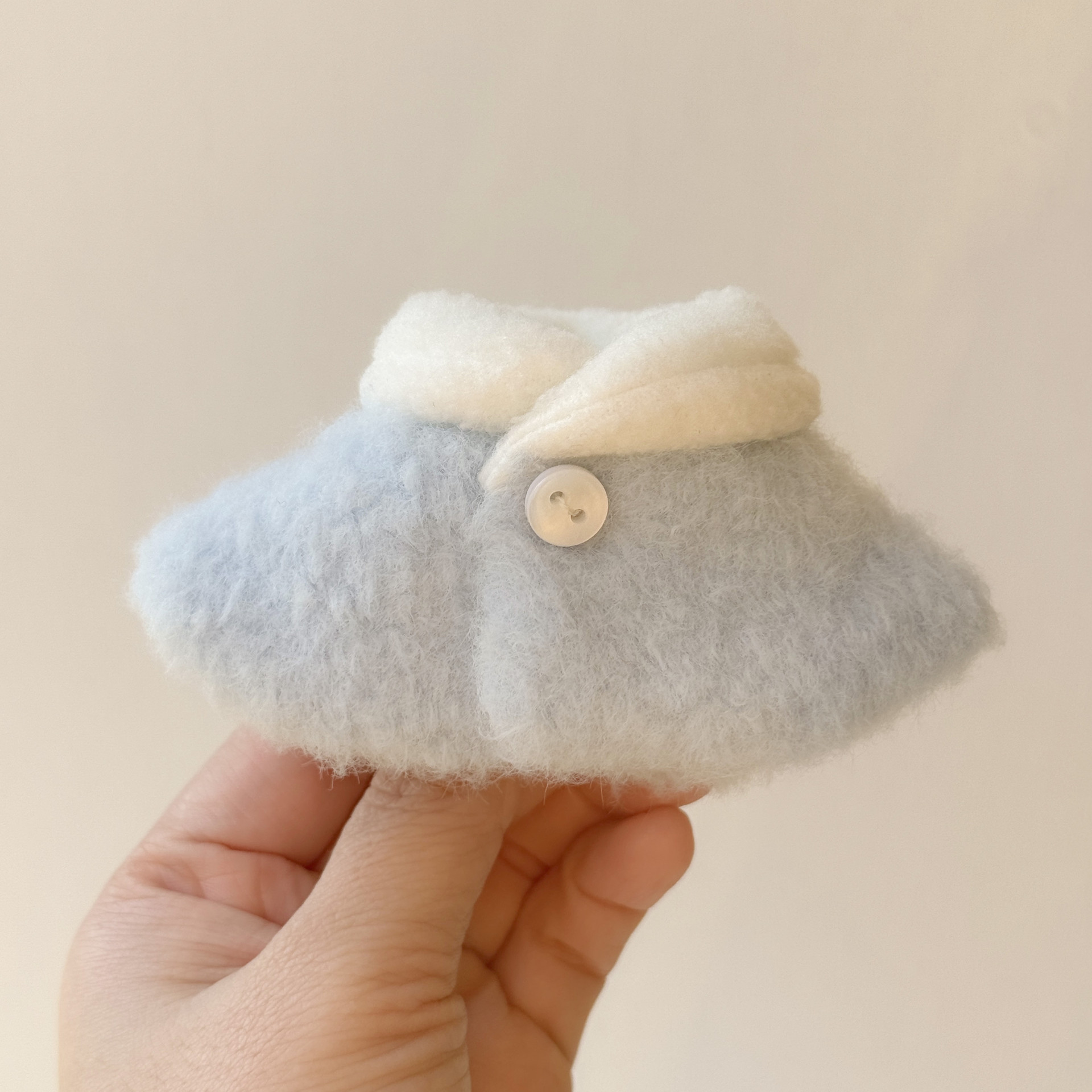 【10cm】ぬいぐるみ服 ふわもこ襟付きケープ　ピンク・ブルー