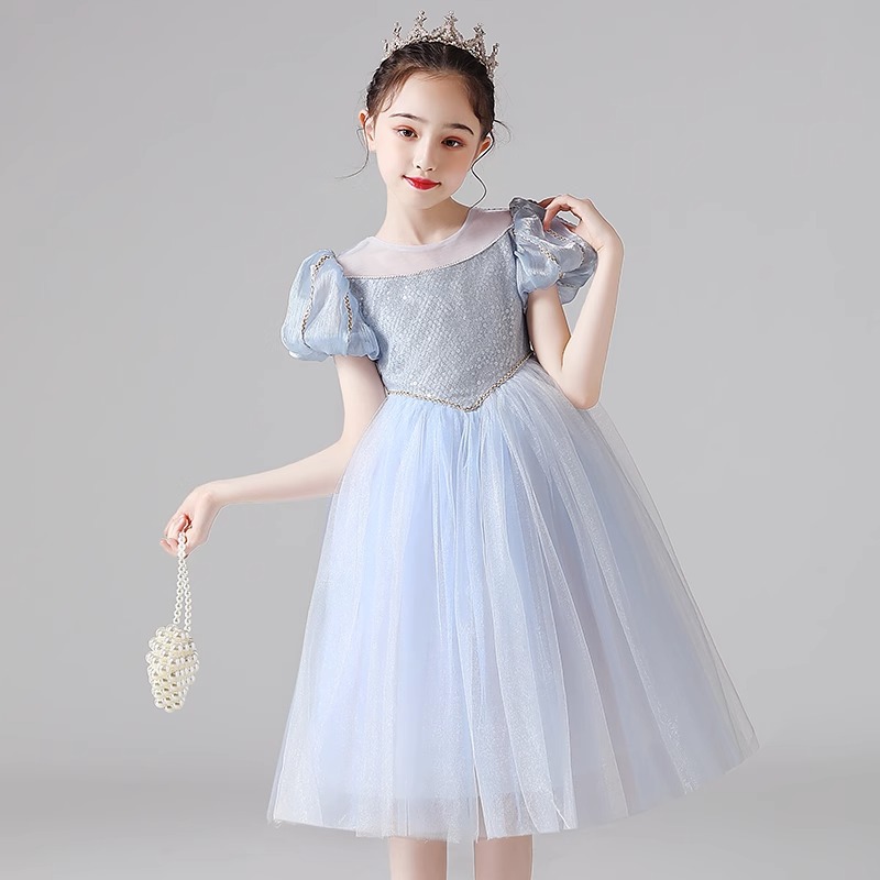 https://fulmo-img-server.com/petitdress/01ab318b-186e-4c9f-b609-d6d7b65588c0.jpg