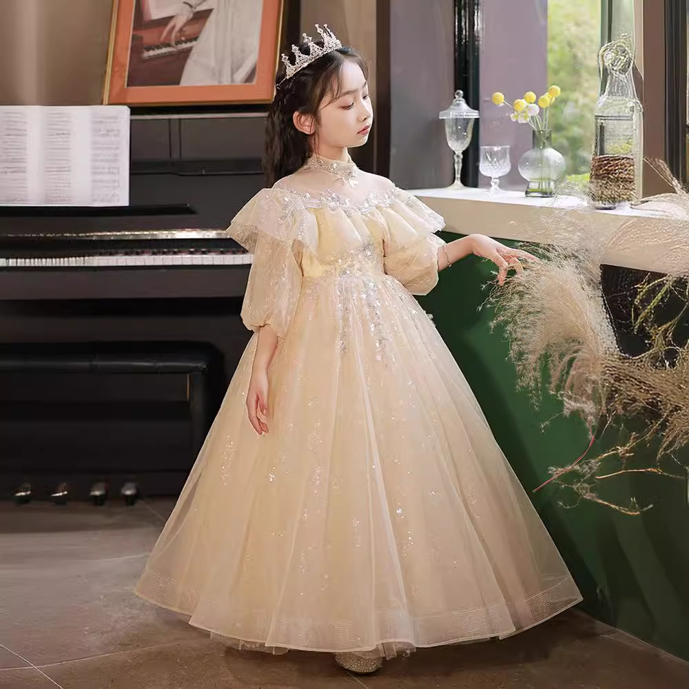 https://fulmo-img-server.com/petitdress/04f84117-9a13-4e54-81b3-185235f4b049.jpg