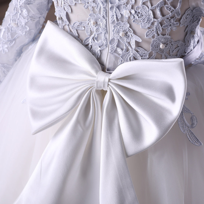 https://fulmo-img-server.com/petitdress/056996c9-aa0a-40cd-87a8-96f0d59b9c7f.jpg