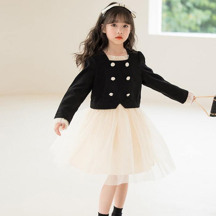 https://fulmo-img-server.com/petitdress/056fc5da47bbe7dc2d03877e93bc8c95.jpg