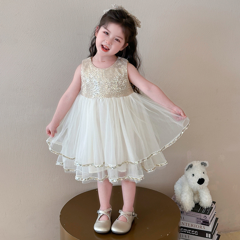 https://fulmo-img-server.com/petitdress/0838f0a0-40af-4b67-bd17-af33071dcce0.jpg