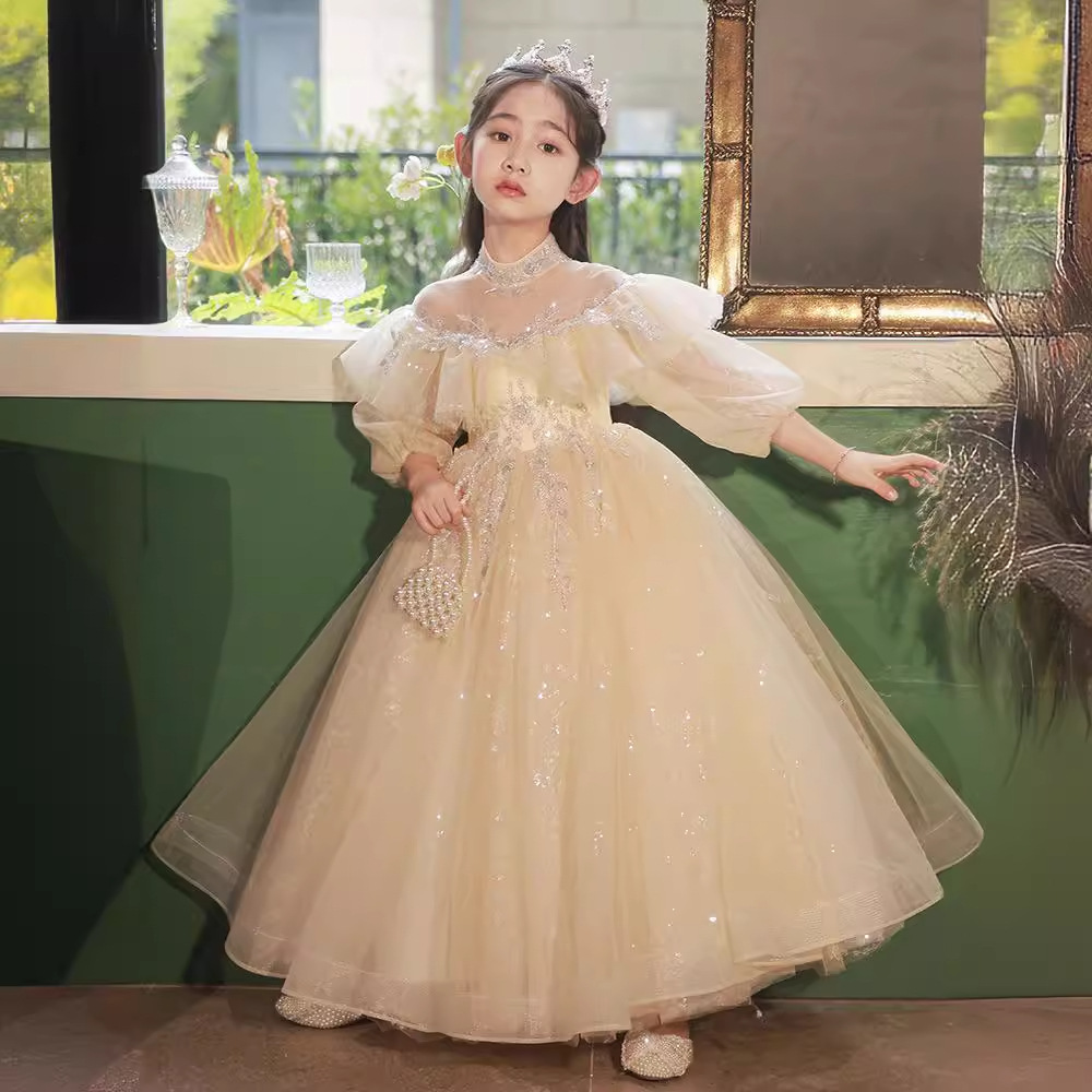 https://fulmo-img-server.com/petitdress/096683cd-db5b-4bc5-81e1-e68bf348c3ff.jpg