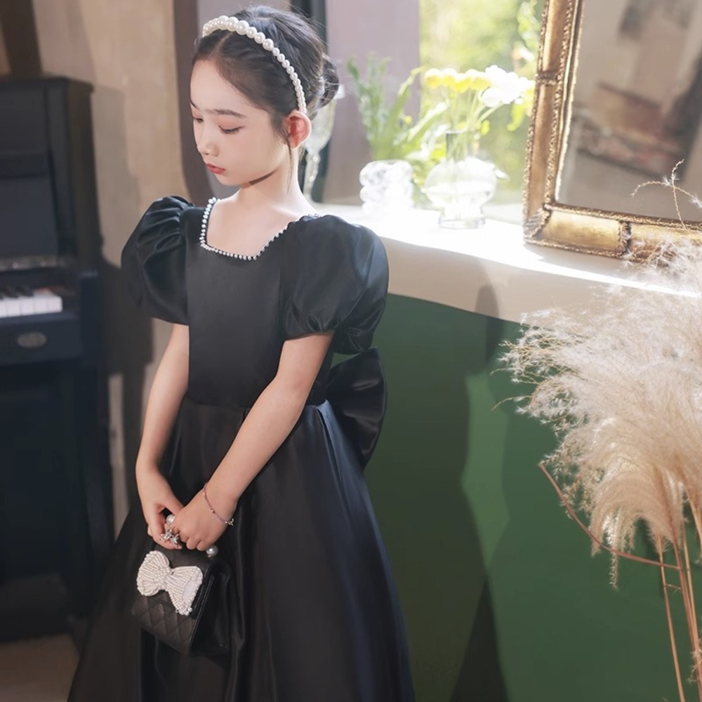 https://fulmo-img-server.com/petitdress/0cdb8447db1f27c837511df4a50e1c5c.jpg